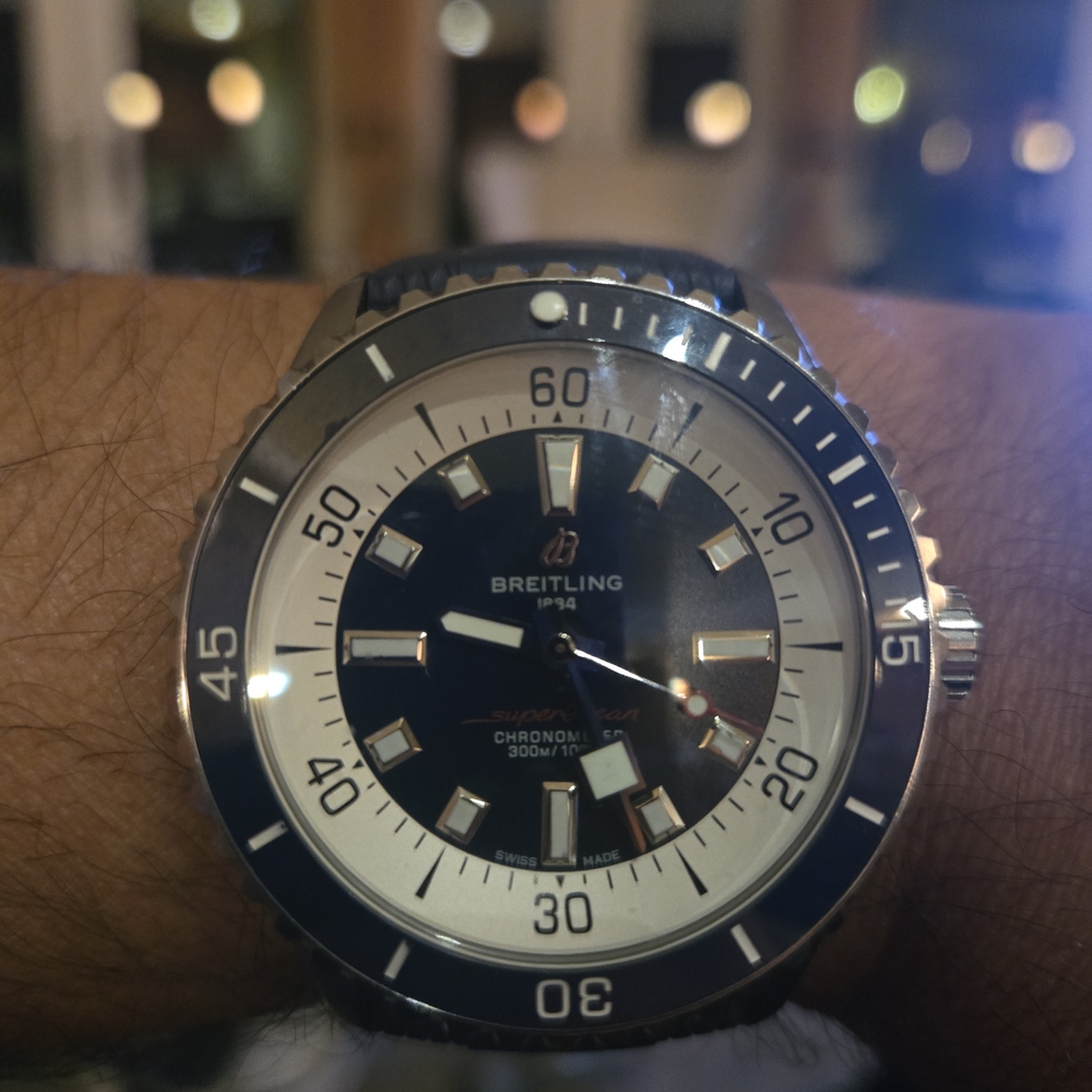 Breitling Men's Blue and Silver Dive Watch